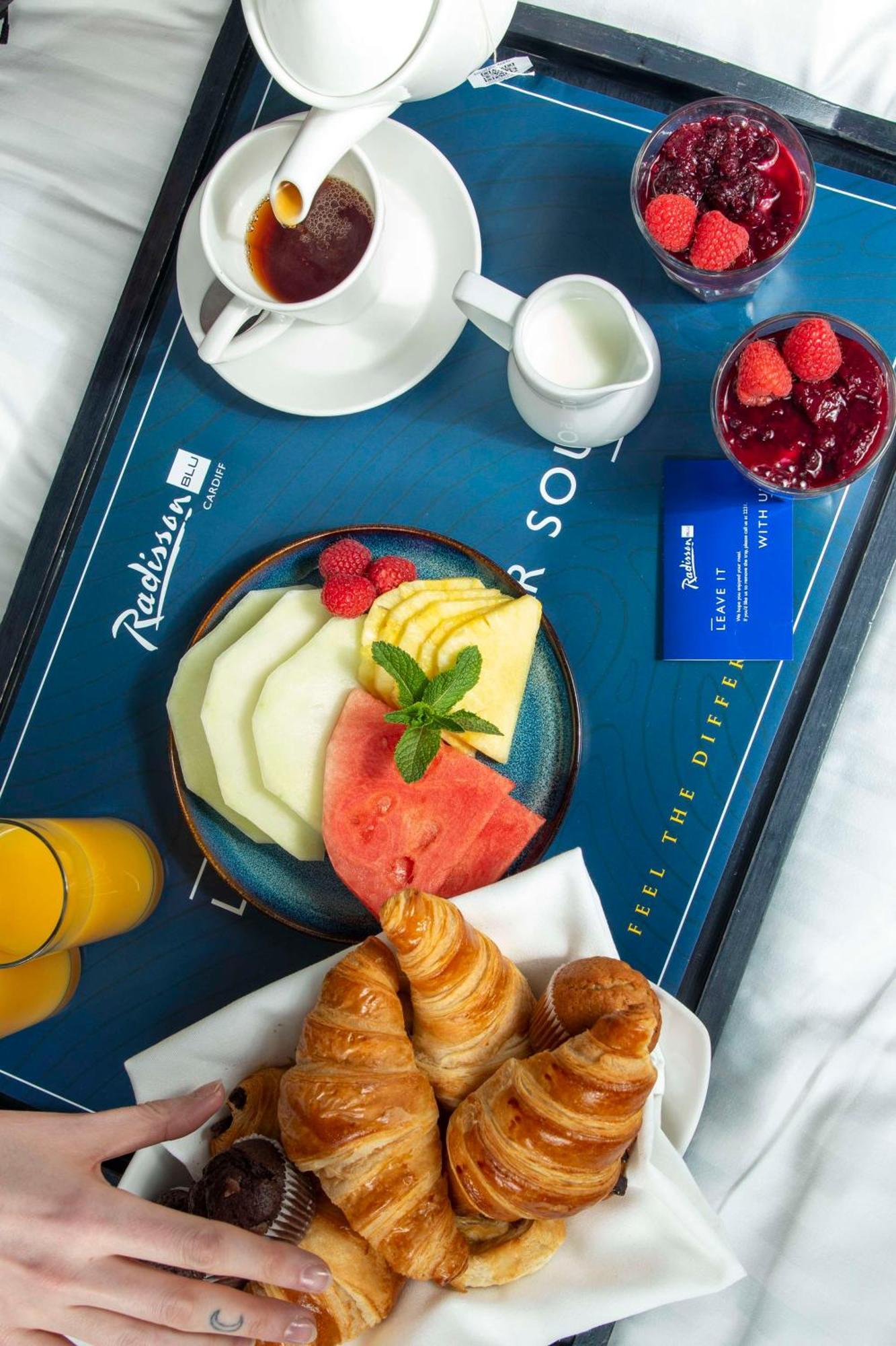 Radisson Blu Hotel, Hotel